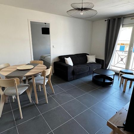 Au Coeur De Port Apartment Luaran gambar