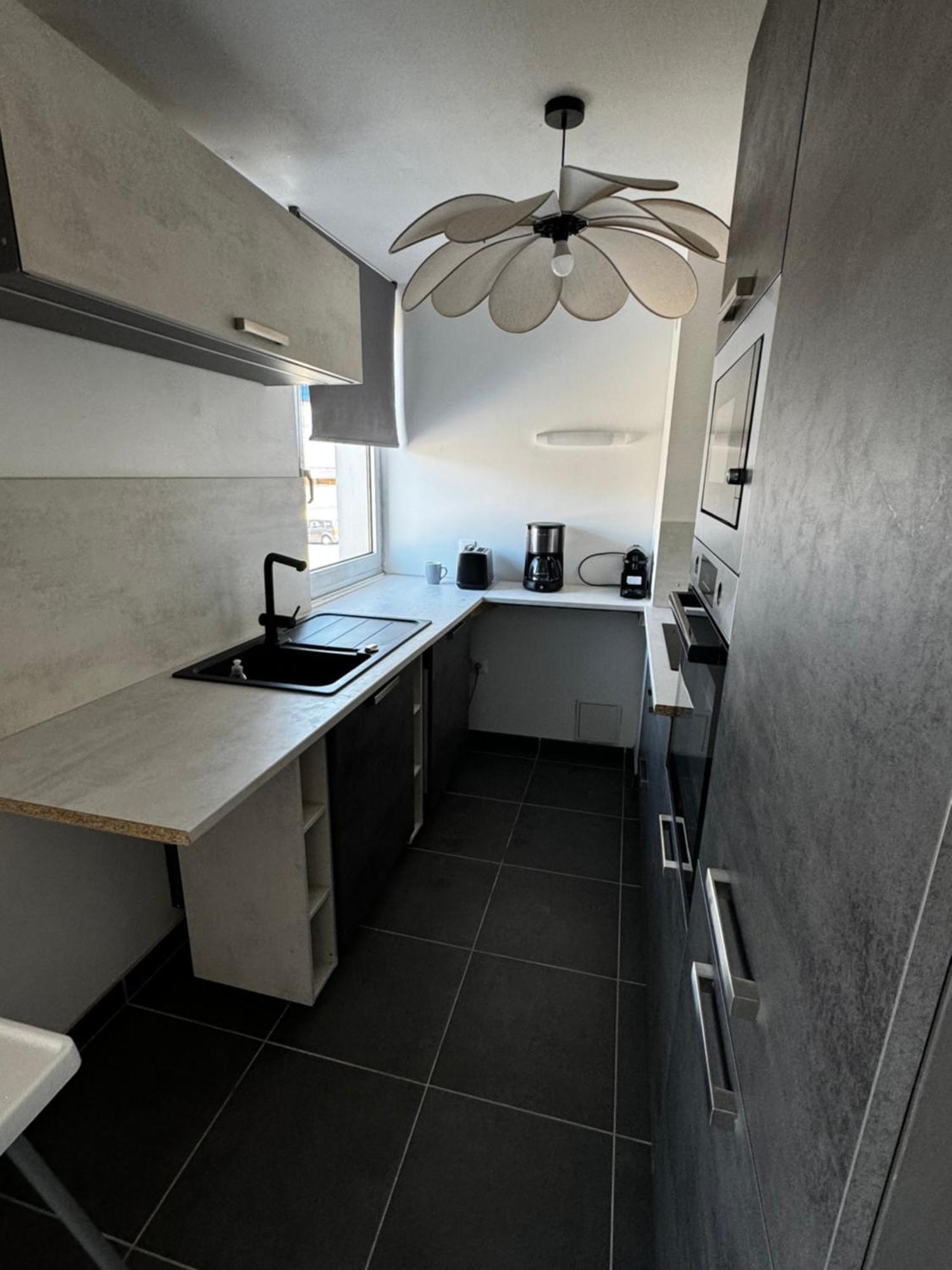 Au Coeur De Port Apartment Luaran gambar